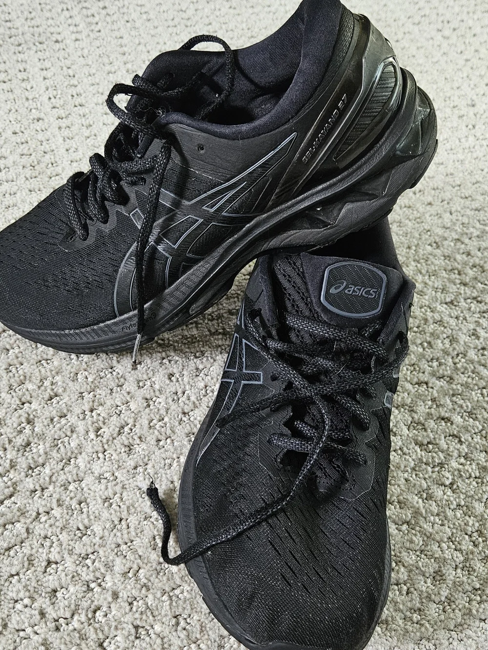 ASICS Men's All-Black Athletic Running Shoes